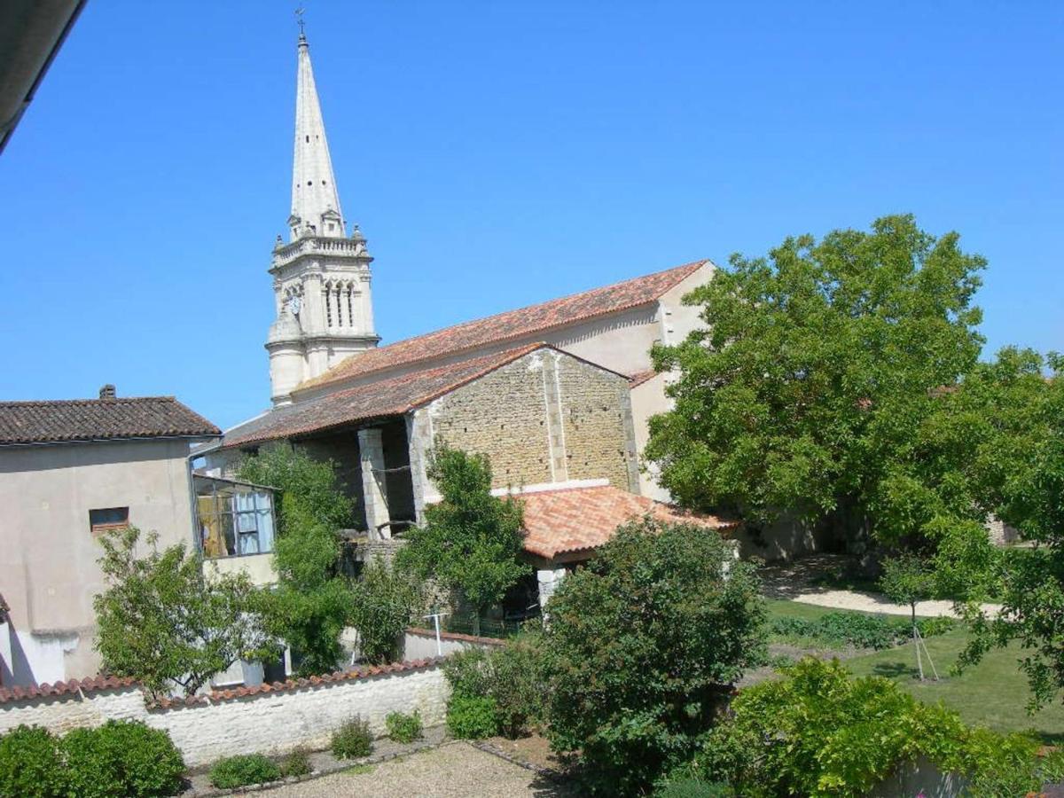 Willa Maison Au Coeur Du Marais Poitevin Avec Barques, Canoes, Pedalo Et Velos Включены - Fr-1-426-147 Damvix Zewnętrze zdjęcie